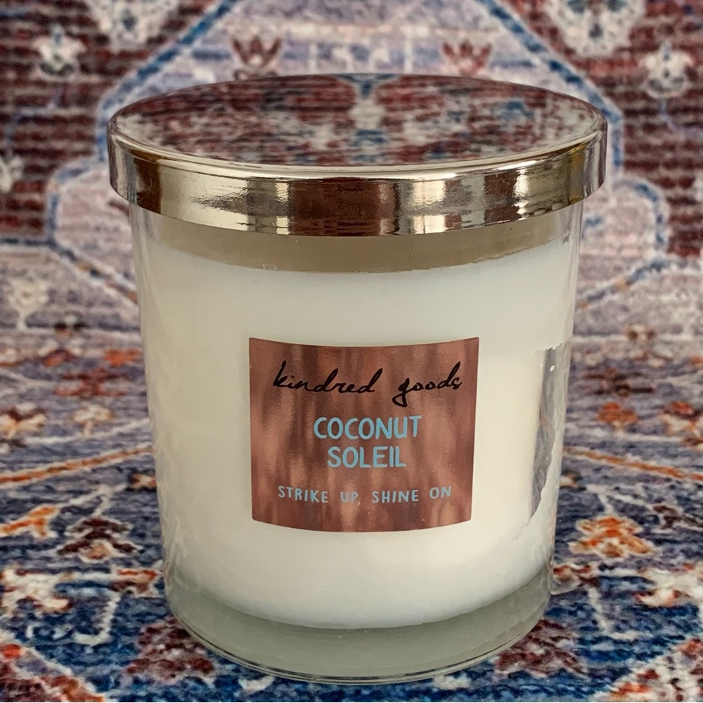 OLD NAVY Kindred Goods Coconut Soleil Single Wick Scented Candle Discontinued